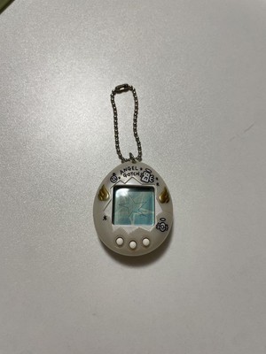 Tamagotchi ANGEL GOTCH made in 1997 TMGC Pearl White Used