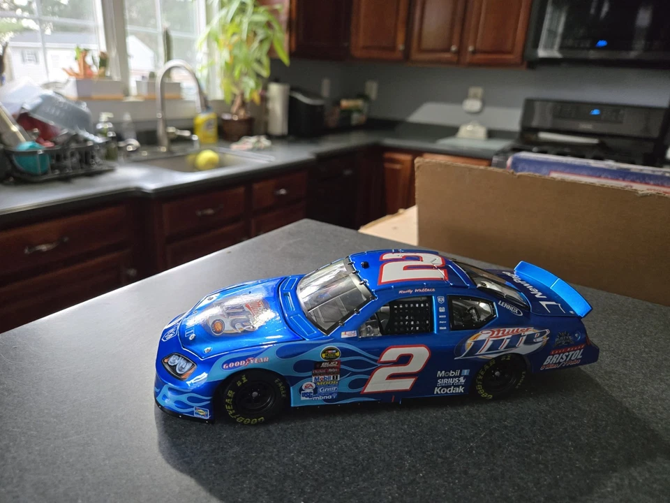 Action #2 Rusty Wallace Miller Lite Bristol Special 2005 Dodge Charger 1:24 - Image 2 of 4