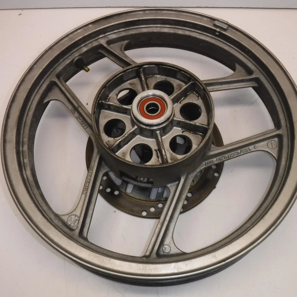 Llanta trasera Kawasaki Ninja 250R 88-07 Foto 3 de 4