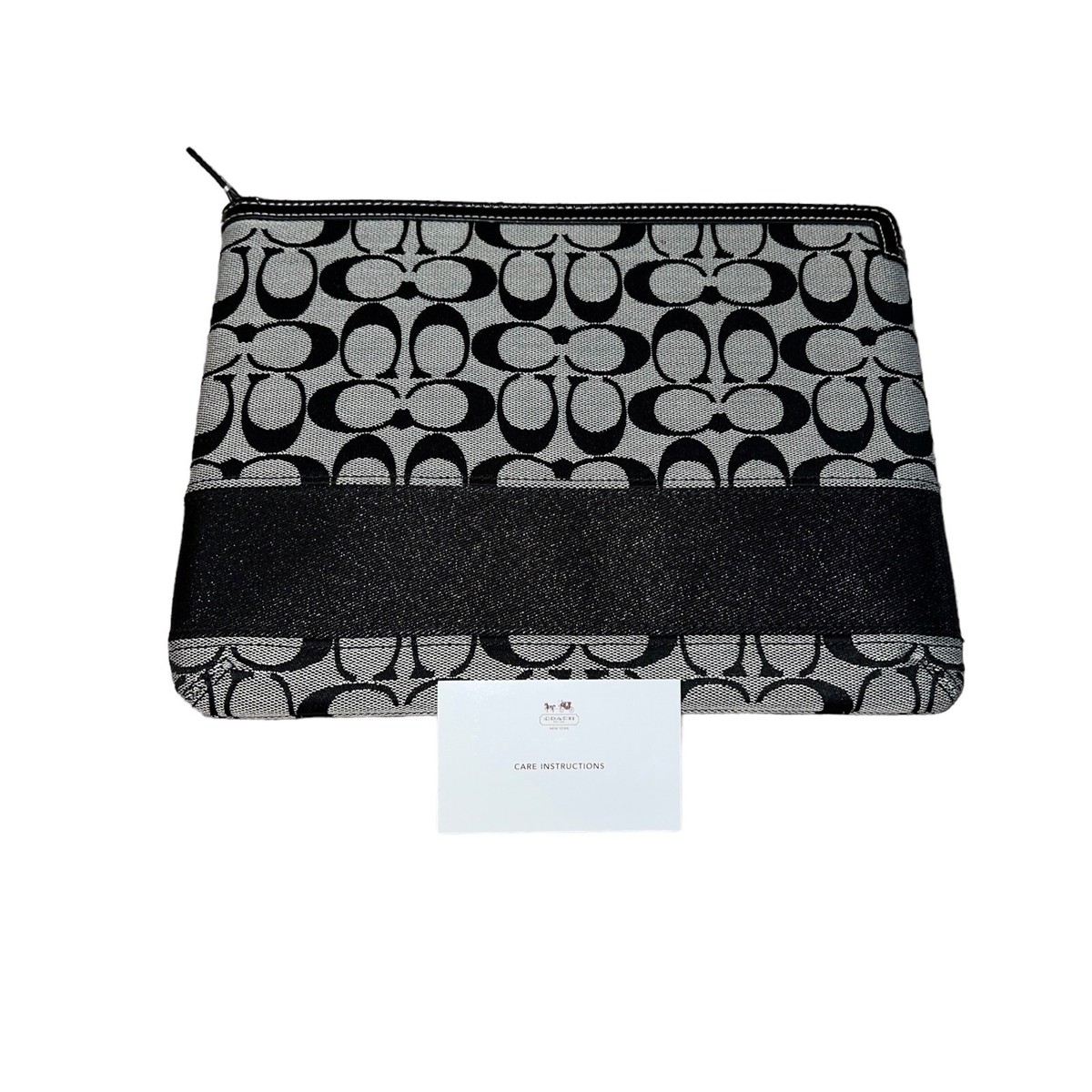 iPad　ケース　初代COACH iPad ケース 初代COACH COACH Logo iPad Case khaki Red ZIPPER