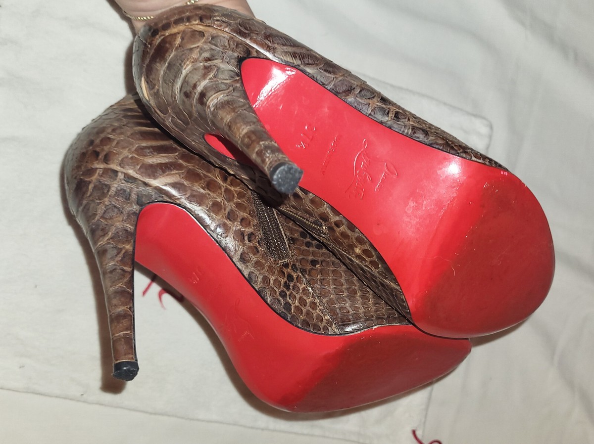Christian LOUBOUTIN ~ snake ankle Boots ~ US: 7~7. 5 ; EU: 37~37.5