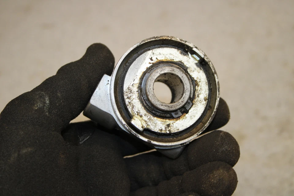 1974 Suzuki GT250 SPEEDOMETER SPEEDO DRIVE GEAR O8-6571.ZS - Image 3 of 3