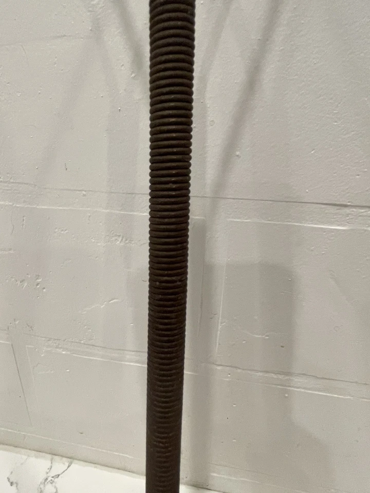 Antique Vintage Rug Beater Metal Wire 23”x 8” Wooden Handle - Image 3 of 4