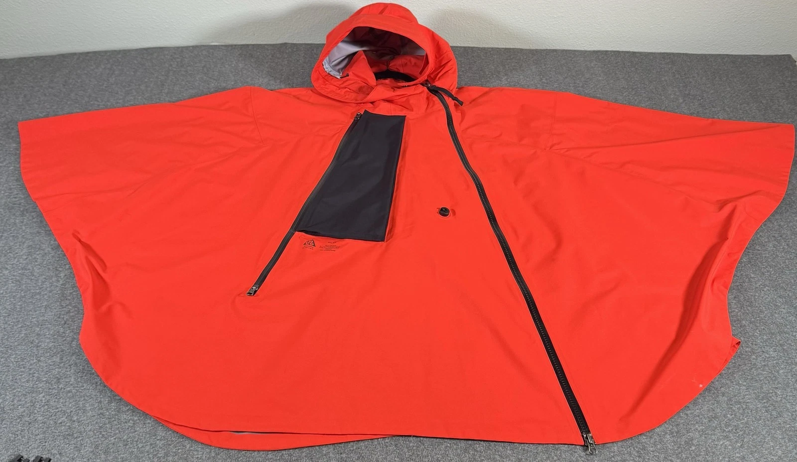 Nike ACG Jacket Womens Medium Orange Gore-Tex Poncho Hooded AR4542-634
Opens in a new window or tab