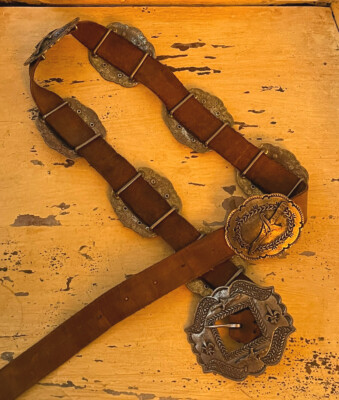 Southwest Adrienne Teeguarden pewter concho leather belt 