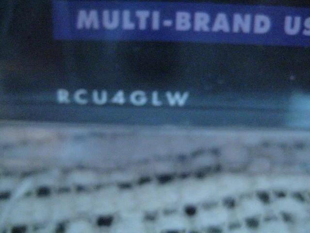 NEW RCA UNIVERSAL NITEGLO REM0TE CONTROL RCU4GLW - MULTI-BRAND USE - NEW - Image 4 of 4