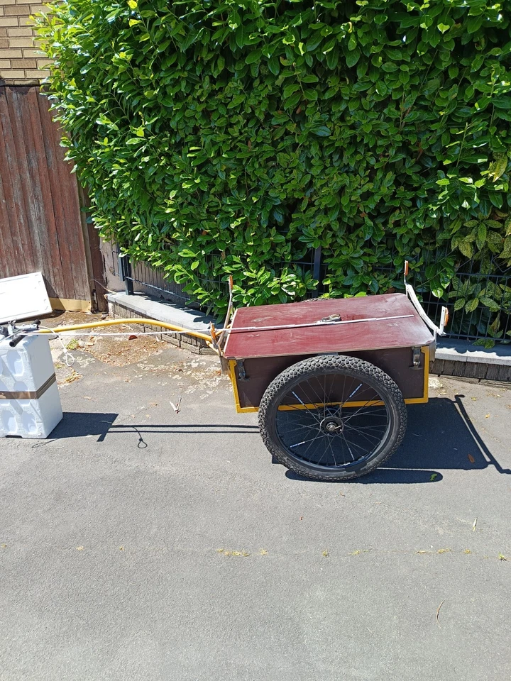 Fahrrad Mofa Anhaenger Stabil Sonderanfertigung mit Tisch und Ersatz - Räder - Bild 2 von 4