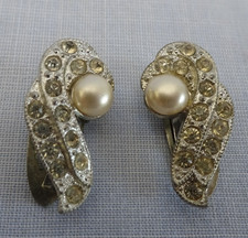 Shoe Clips Vintage W/Clear Rhinestones  Faux Pearl Accents