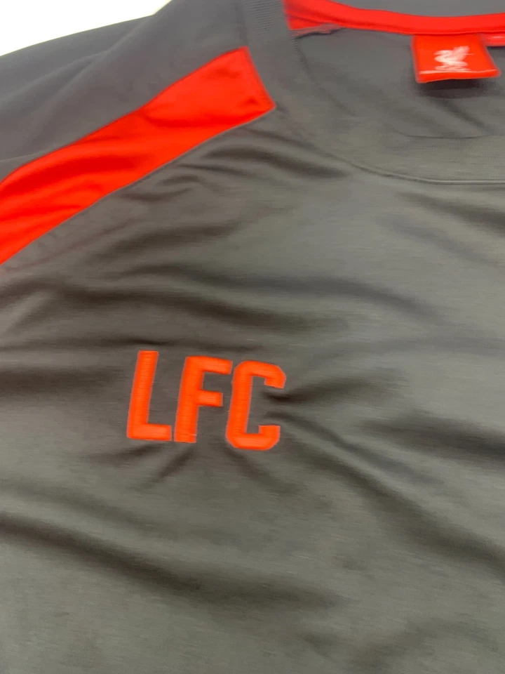 LIVERPOOL FC Black Training Top size large - Image 3 of 4
