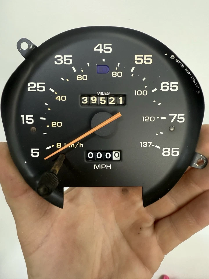 Velocímetro calibre 39 k 4075123 81-89 Dodge Truck D150 D250 D350 W150 W250 W350 Foto 4 de 4