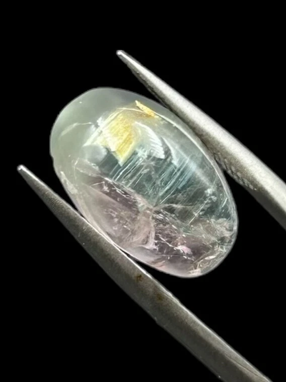 "Radiant Beauty: 9.65 Carat Bicolor Tourmaline Cabochon - A Captivating Gemstone - Image 4 of 4