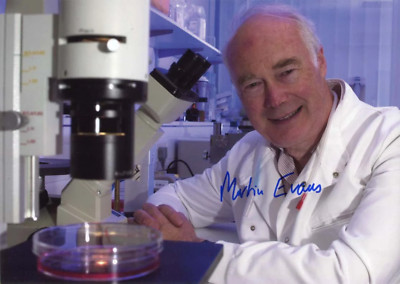 SCIENTIST Martin J. Evans NOBEL PRIZE autograph, IP signed photo