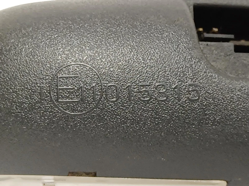 Espejo retrovisor interior delantero central usado se adapta a: Chevrolet Impala 2001 sin tele Foto 4 de 4