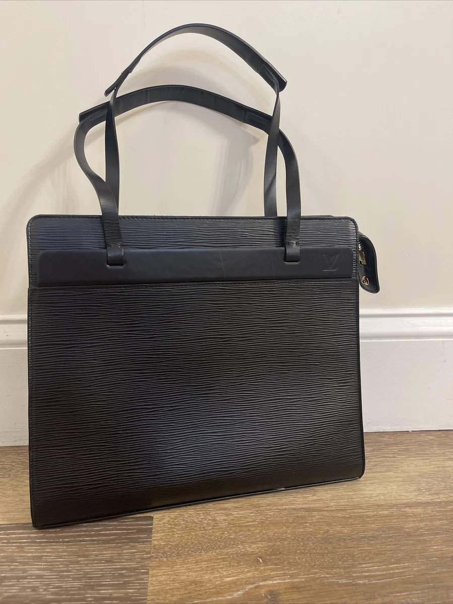 Louis Vuitton Croisette handbag in black epi leather