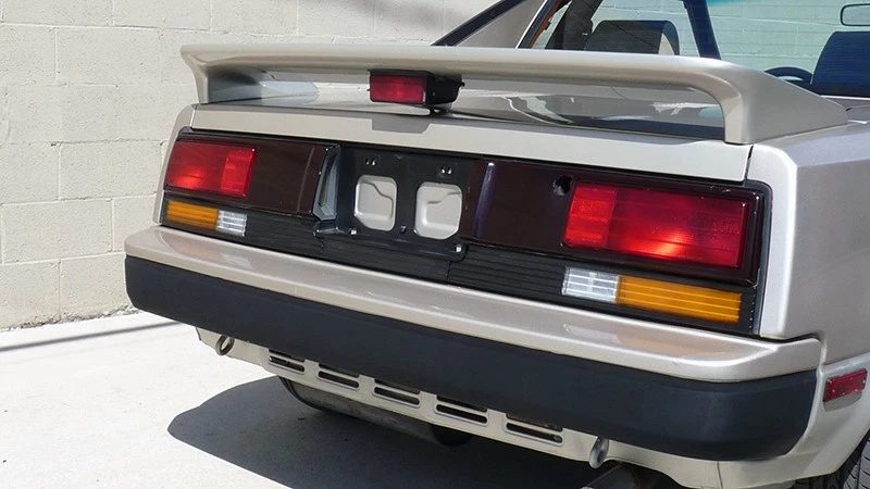 1985 Toyota MR2 Is a Mid-Engine Roadster with Hip 1980s Vibe