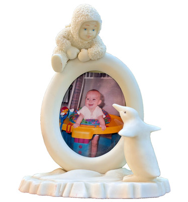 Dept 56 Snowbabies ''Baby's First Smile'' Porcelain Picture Frame 6846-2 Penguin