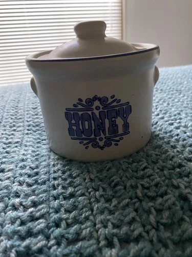 Vintage Pfaltzgraff Yorktowne Honey Canister with Lid