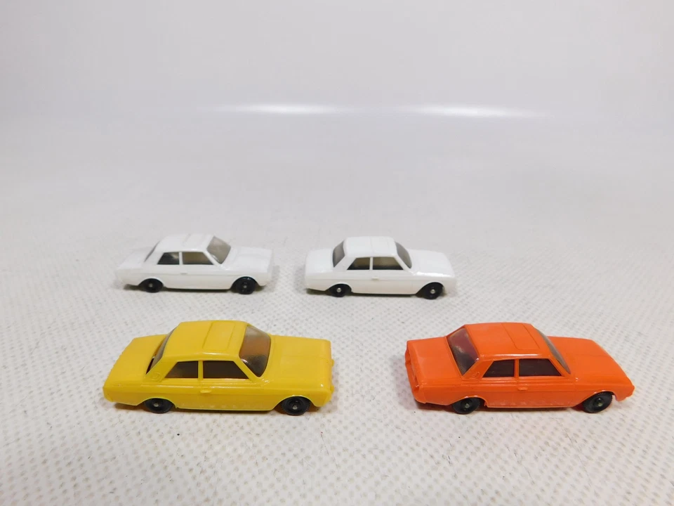 4X Märklin H0 1:87 Modello PKW Auto Ford Taunus 17 M Per 4613 Sg/Mint #EE507-0,5 - Immagine 2 di 4