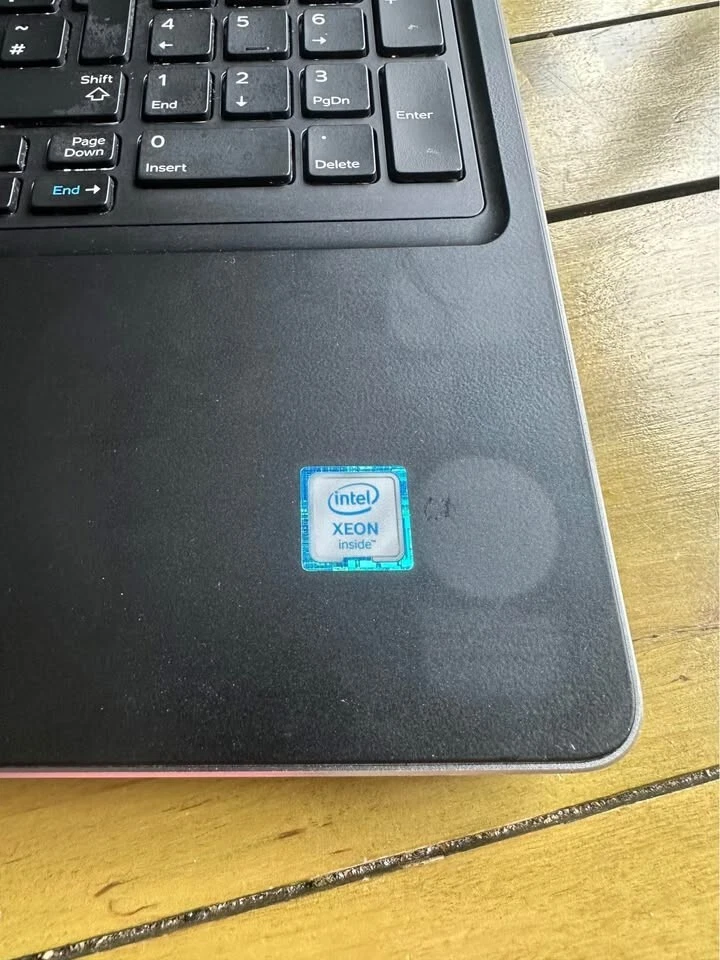 Dell Precision 7520 - Xeon E3-1535M - 16GB RAM - 256GB NVMe SSD - Quadro M2200 - Image 4 of 4