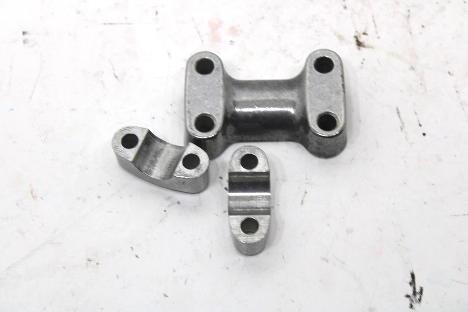 1985 Yamaha Enticer 340 Oem Handebar Mount Set 1E6-23441-00-00 SY132 - Image 4 of 4