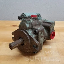 Hyvair PCP4-3K-2AK-2 Piston Pump, 3/4" Keyed Shaft, 500-3000 PSI - USED
