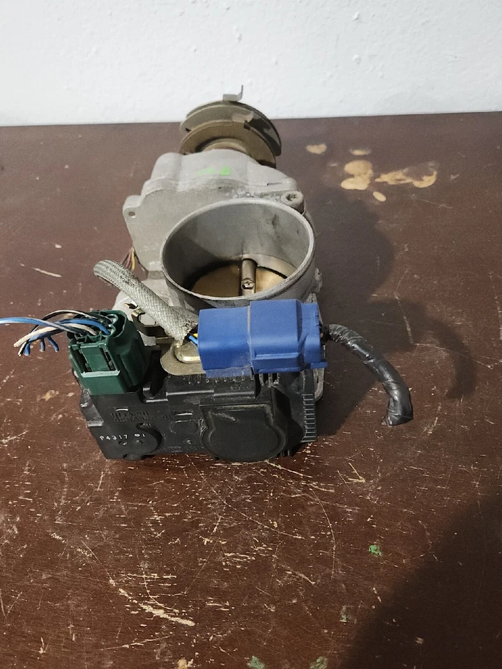 D#4 2002-2004 INFINITI Q45 M45 V8 THROTTLE BODY VALVE ASSEMBLY OEM - Image 3 of 4