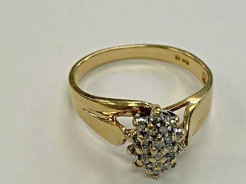 10K YELLOW GOLD ESTATE DIAMOND LADIES CLUSTER RING OXXX - Picture 3 of 6