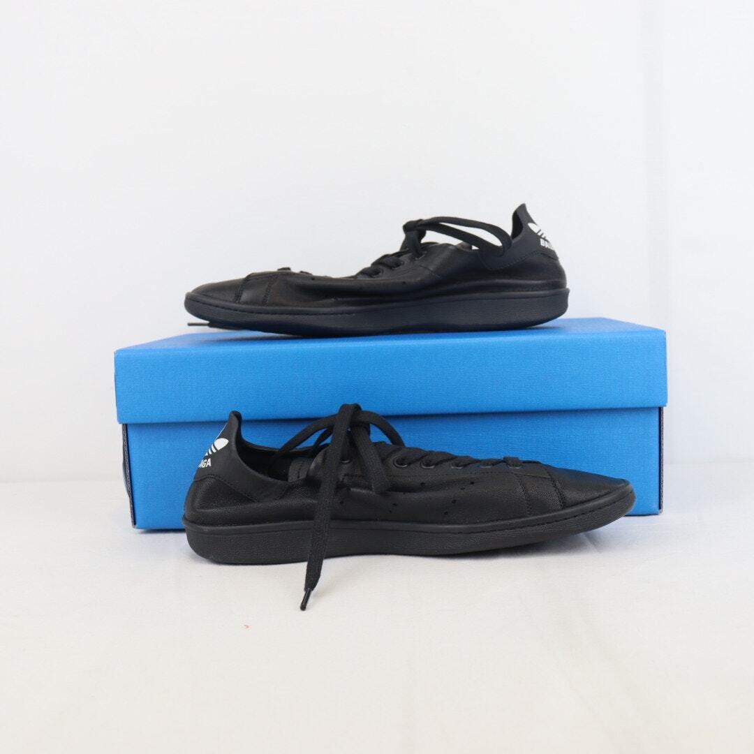 Adidas x Balenciaga Stan Smith Adidas Sneakers in Black BNIB Adidas x Balenciaga Stan Smith Adidas Sneakers in Black BNIB