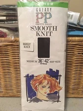 WOW!! Vintage Pretty Polly med nude black pantyhose