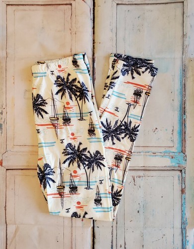 Buttery Soft PALM TREE Kids Leggings-S/M - Picture 2 of 6