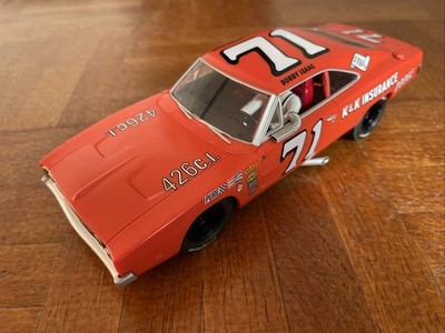 Carrera Evolution Dodge Charger 500 Bobby Isaac für Carrera Universal 132