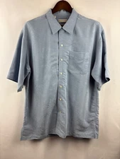 Men’s Cutter & Buck Large Light Blue Short Sleeve Button Up w/ Floral Embroidery