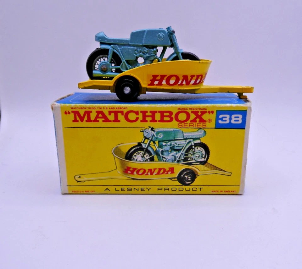 Vintage Matchbox #38C Honda Motorcycle and trailer in F-box - Image 3 of 4
