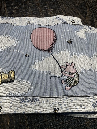 Disney Classic Pooh Table Bed Runner Winnie Pooh Garden Goodwin Weavers - Picture 3 of 12