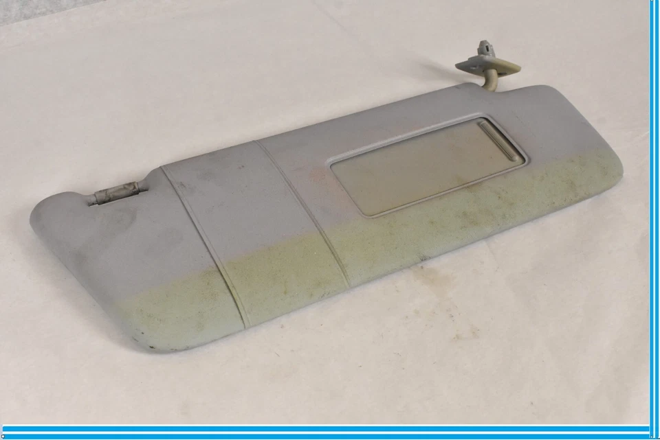 Серый правосторонний солнцезащитный козырек для Mercedes W208 CLK430 CLK320 98-03 годов выпуска от оригинального производителя - Изображение 3 из 4