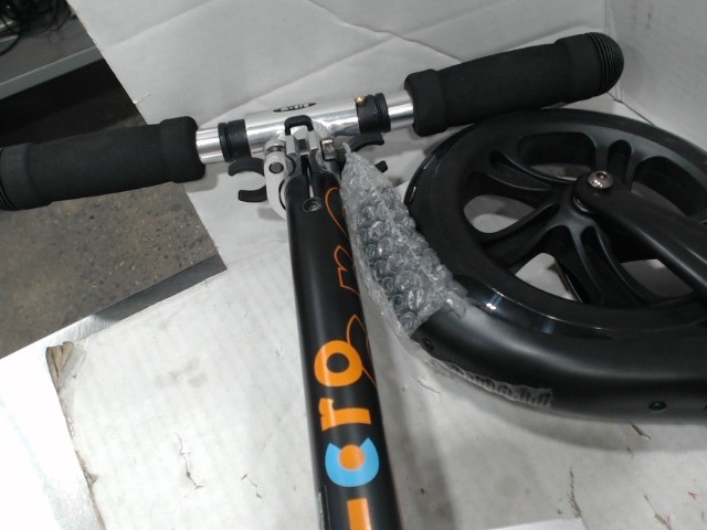 Picture 4 of 6
