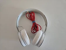 Beats By Dr Dre EP White  With Audio Cable