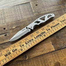 Gerber Paraframe Pocket Knife Partially Serrated 3-1/4" Blade Great Condition