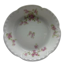 Haviland & Co Limoges France Schleiger 67G Fruit Bowl 5-1/8" Pink Floral Scallop
