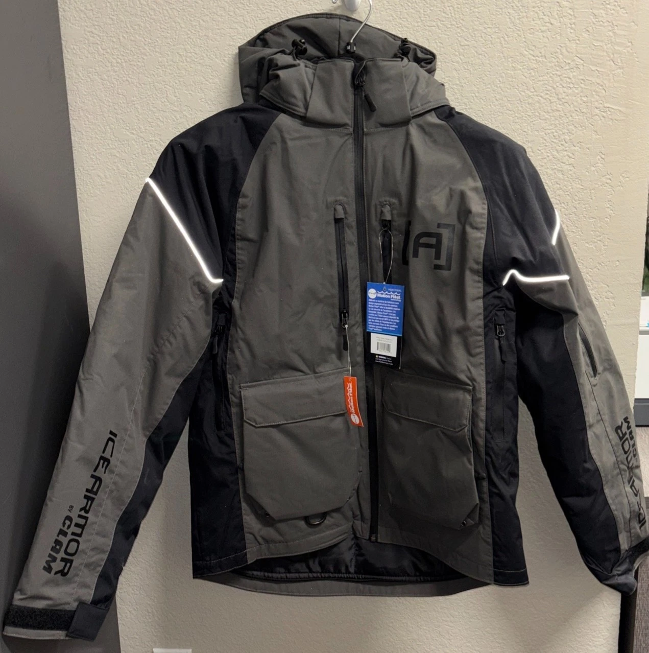 Unisex IceArmor by Clam Rise Float Parka (Charcoal/Black) - Size S