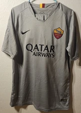 AS Roma 2018-2019 Wolf Grey Men's Soccer Football Jersey SZ XL Fits Like A LRG