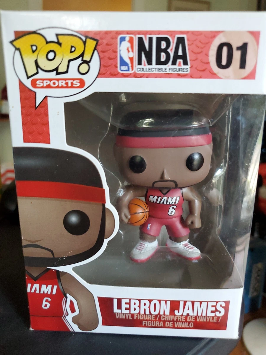 Lebron James #01 Funko Pop! (Error Print Miami Heat) Basketball NBA  Cleveland Cavaliers Miami Heat