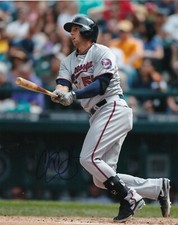 CHRIS COLABELLO   MINNESOTA TWINS   ACTION SIGNED 8x10