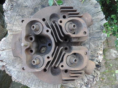 BSA A7 500 Twin cast iron cylinder head  Zylinderkopf in Grauguss ohne Risse