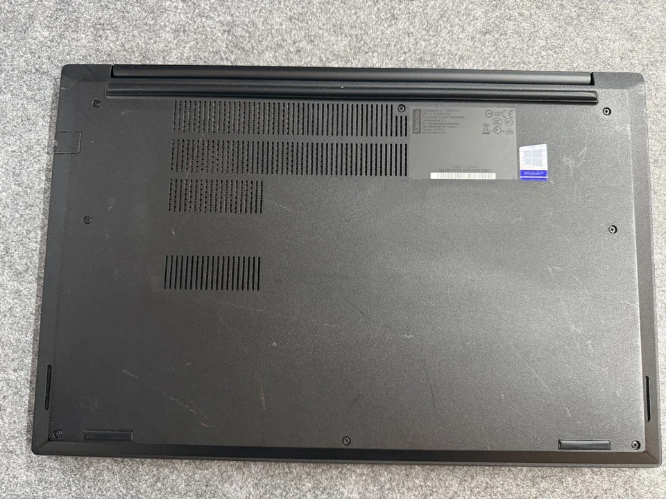 Lenovo ThinkPad E15 · i5-10210U · 16GB · 512GB, Foto 3 von 5