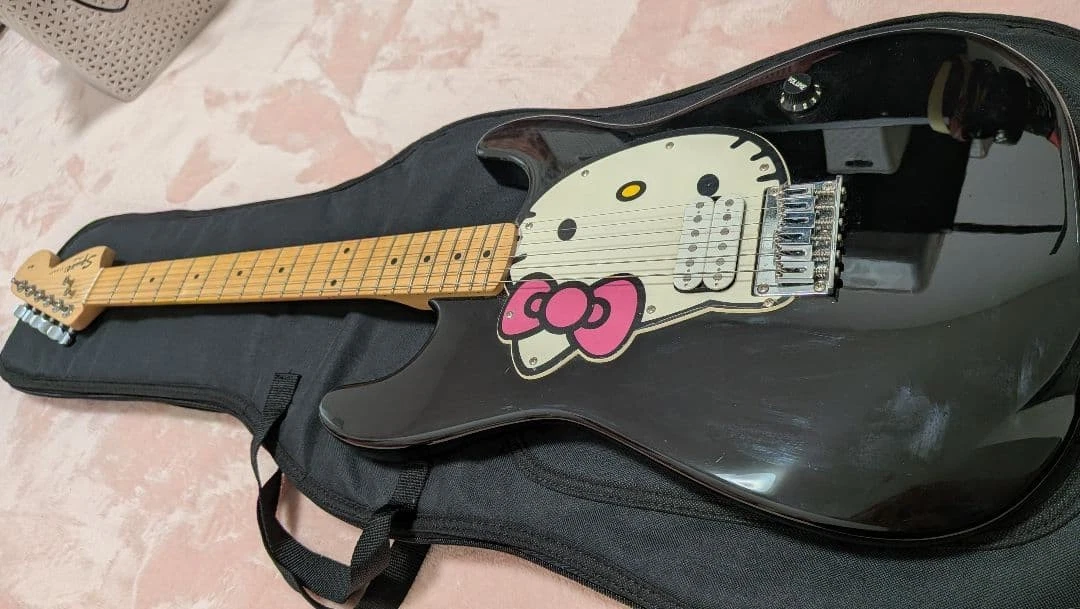 Preços baixos em Guitarra Fender Hello Kitty | eBay