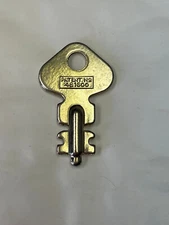 Vintage Cheney #481600 Key-Luggage Steamer Trunk, Suitcase, Guitar Case..ENGLAND