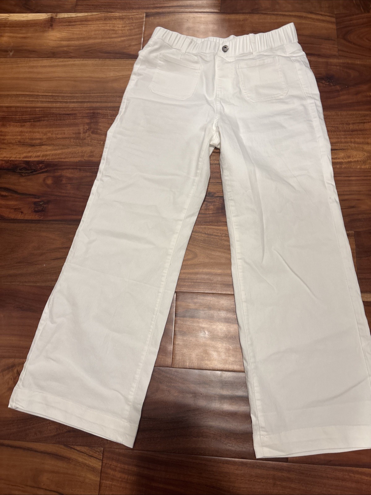 With Patch Pockets And Elastic Waist