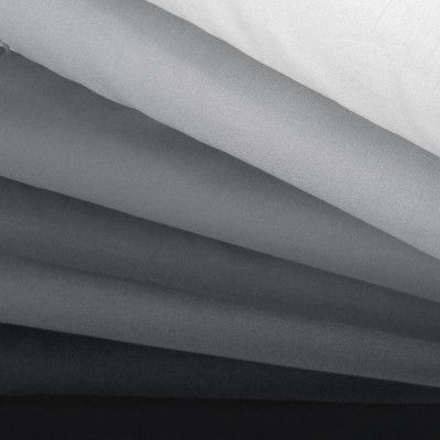 ROBERT KAUFMAN ''KONA COTTON SOLID'' Gray-Black by the 1/2 yard