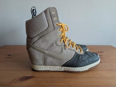 Nike Dunk Sky Hi Wedge Sneakerboot 2.0 Women s 9.5 Bamboo 616715-200 Waterproof
